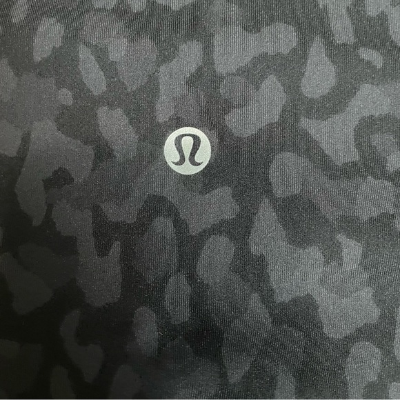 NWOT Lululemon Define Jacket and Wunder Unders 28” - Picture 8 of 11